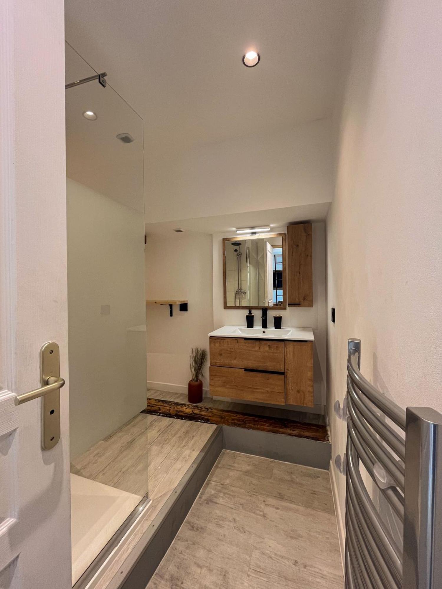 Cocon Sous Les Toits Apartment Albertville Bagian luar foto